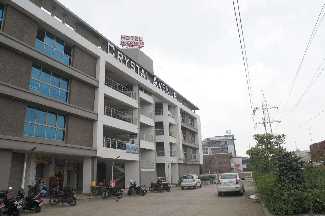 Oyo 25009 Hotel Crystal Ahmedabad Exterior foto